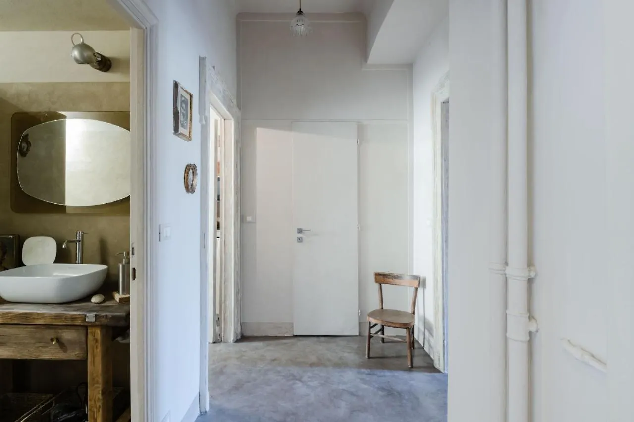 Easylife - Sofisticato Bilocale Interamente Ecosostenibile In Porta Venezia Milán 0*,  Italia